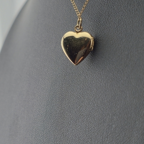 Vintage 12K Gold-Filled Heart Locket Necklace 13" Chain Floral Enamel Pendant - Picture 9 of 12